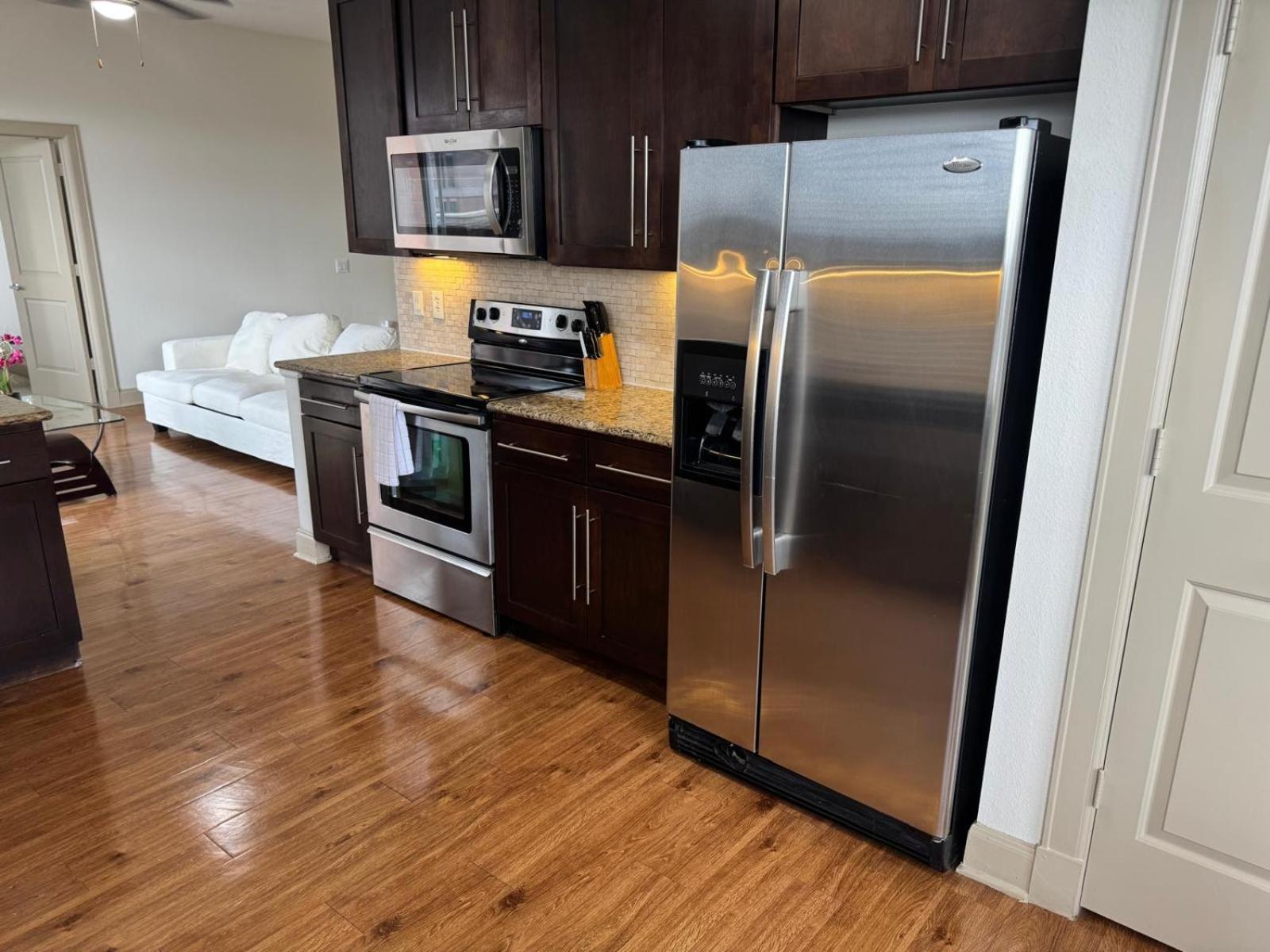 Gorgeous Furnished Apartments Near Texas Medical Center & Nrg Stadium Хьюстон Номер фото